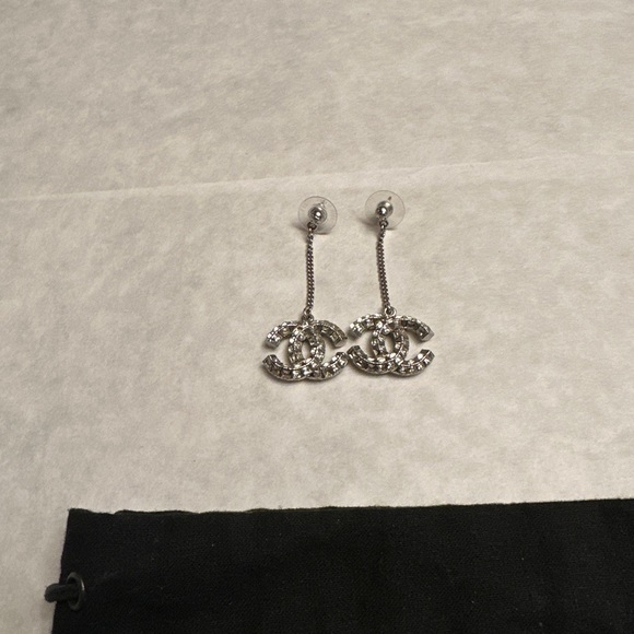 Authentic Chanel Crystal Chain CC Logo Dangle Drop Earrings - Picture 11 of 12